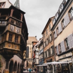 02.02.024 stad colmar in frankrijk staand