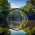 04.01.011 the devil's bridge liggend