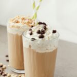 12.01.019 cappuccino staand